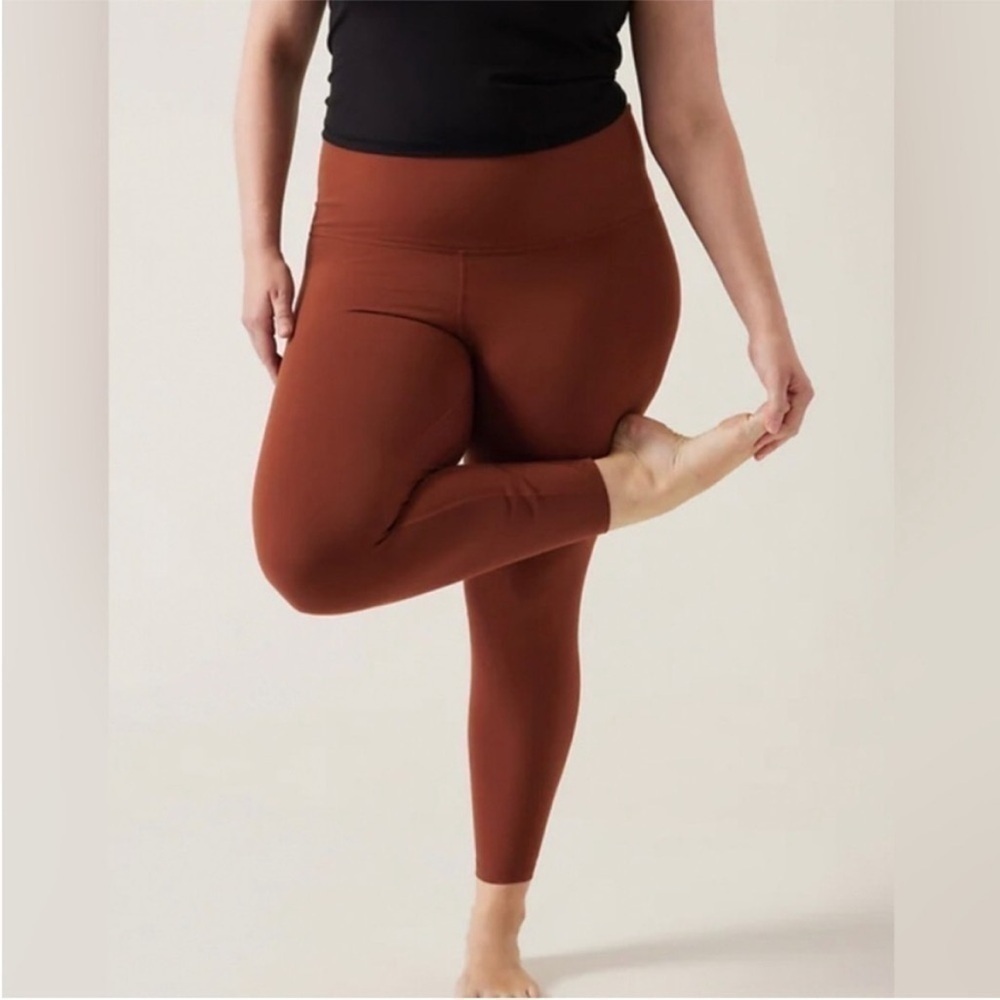 Athleta Ultra High Rise Elation 7/8 Tights